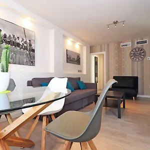 Apartamento Del Parque Flats Hernan Ruiz, Málaga